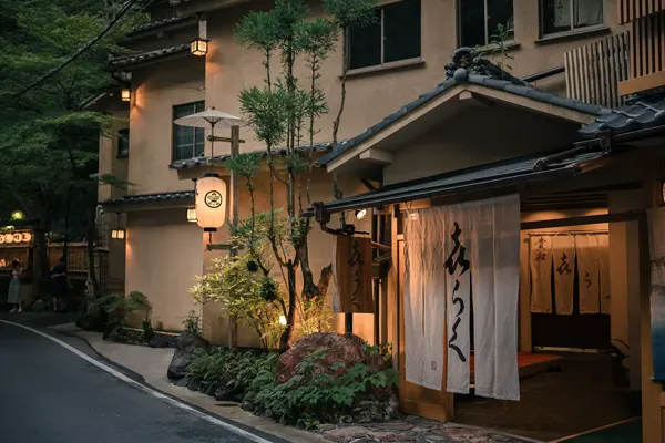 9 Day Japan Autumn Leaves Tour Package