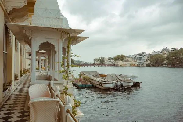 Udaipur Overnight Tour